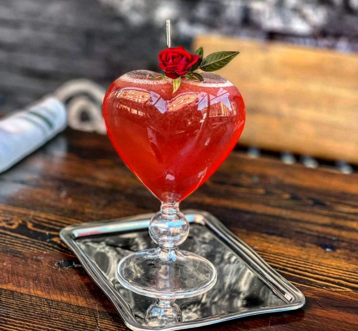 Indulge in luxury wine accessories and barware without the worry of shipping costs and elevate your home bar with high-quality items including crystal glassware.